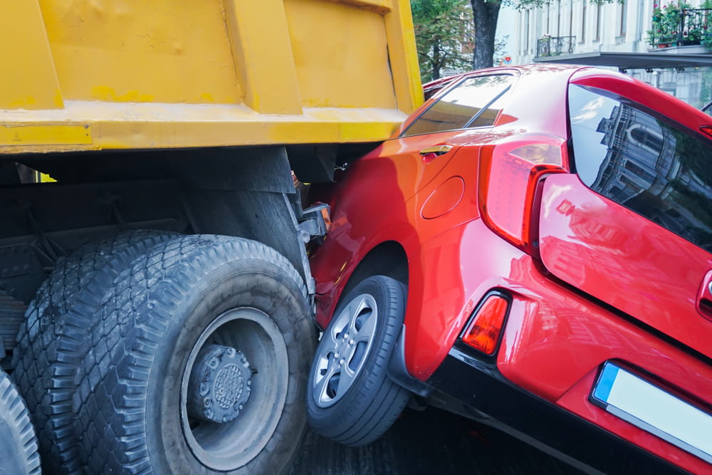 Severe truck accident involving a passenger vehicle that may lead to a lawsuit in Georgia